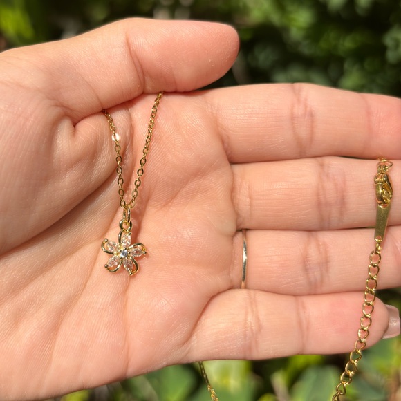 18K Gold Plated Diamond Flower Charm Necklace - Picture 9 of 9